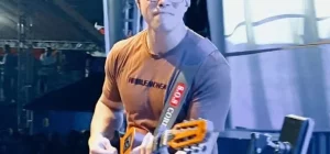 Cantor Ayres Sasaki Morre Eletrocutado Durante Show em Salinópolis, Pará