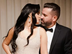Maraisa Anuncia Solteirice e Fim de Noivado com Fernando Mocó maraisa e fernando beijando